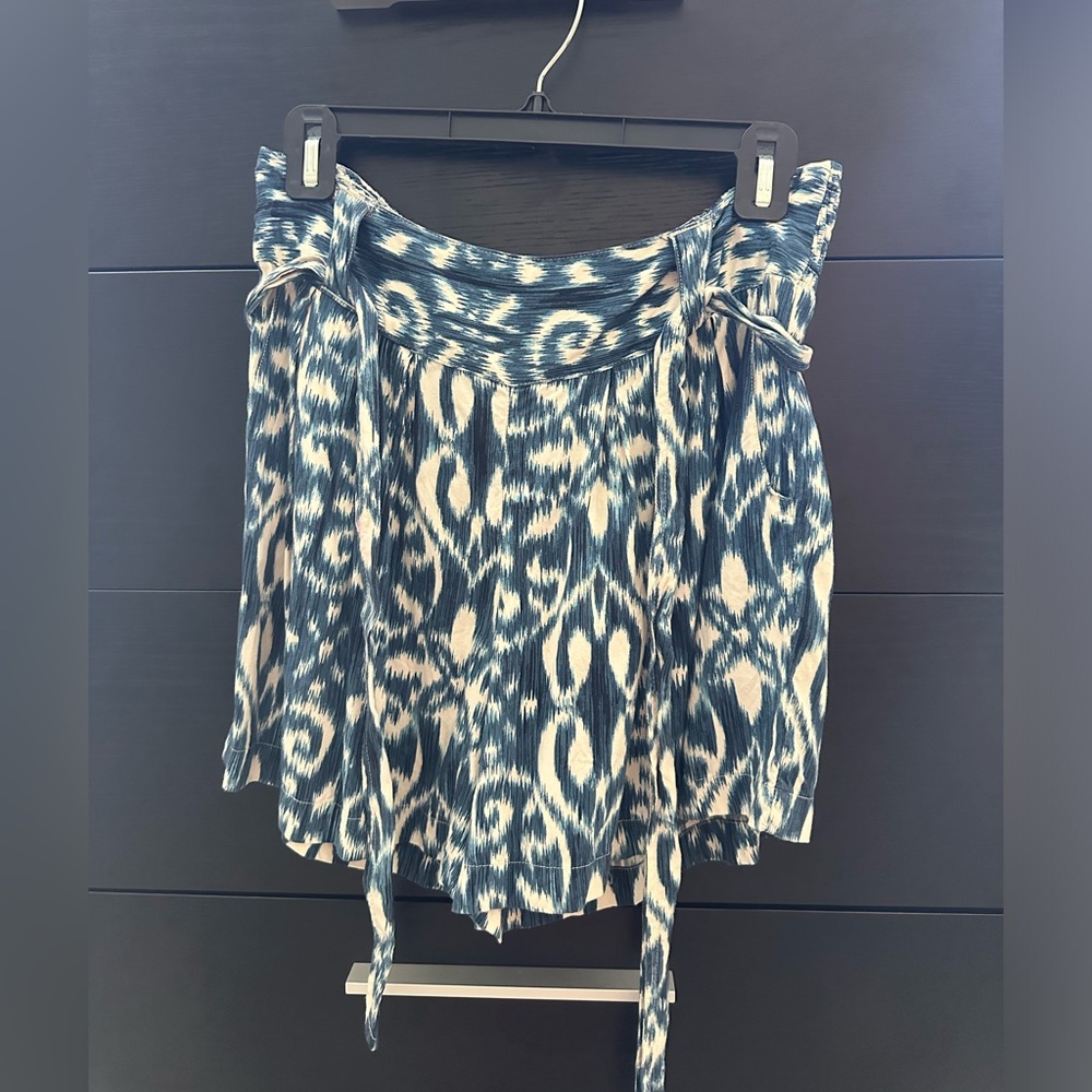 Lucky Brand Mid-waist Flowy Shorts with Tie Waist, Size S, Blue & White Pattern